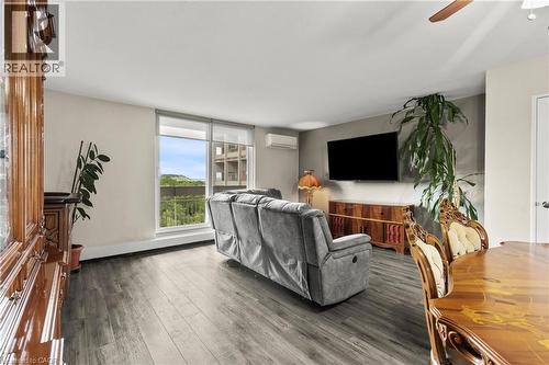 350 Quigley Road Unit# 512, Hamilton, ON - Indoor