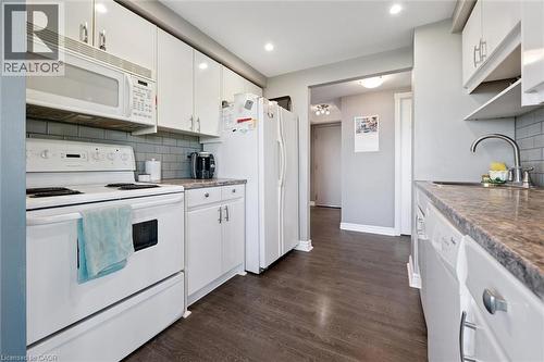 237 King Street W Unit# 703, Cambridge, ON - Indoor Photo Showing Kitchen