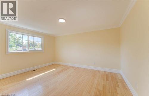 1493 Queens Boulevard, Kitchener, ON - Indoor Photo Showing Other Room