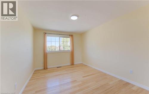 1493 Queens Boulevard, Kitchener, ON - Indoor Photo Showing Other Room