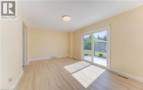 1493 Queens Boulevard, Kitchener, ON - Indoor Photo Showing Other Room