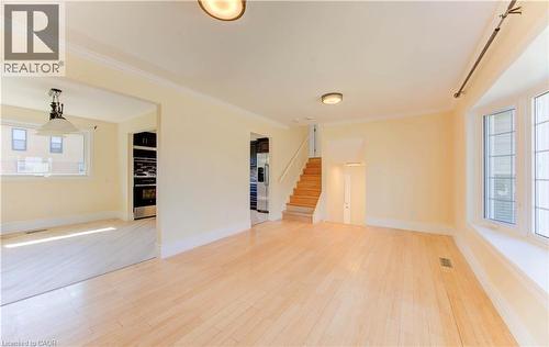 1493 Queens Boulevard, Kitchener, ON - Indoor Photo Showing Other Room