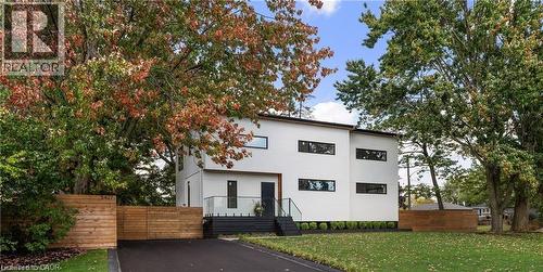 5427 Anthony Place, Burlington, ON - Outdoor