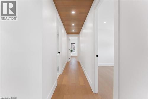 5427 Anthony Place, Burlington, ON - Indoor Photo Showing Other Room