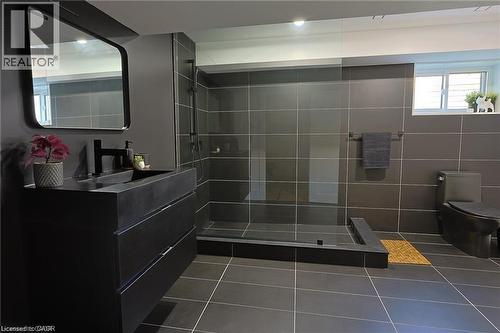 5427 Anthony Place, Burlington, ON - Indoor Photo Showing Other Room