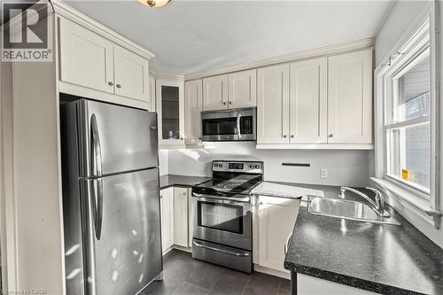 14 Westmount Avenue, Thorold, ON - Indoor Photo Showing Kitchen With Double Sink