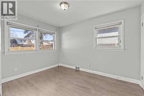 14 Westmount Avenue, Thorold, ON - Indoor Photo Showing Other Room