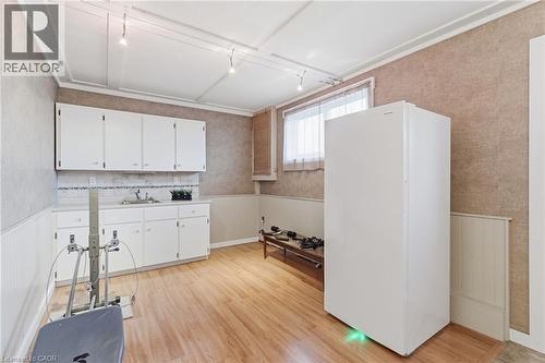 Kitchenette. - 2540 Merritt Road, Thorold, ON - Indoor Photo Showing Kitchen