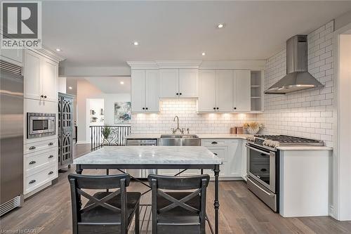 403 Smith Avenue, Burlington, ON - Indoor Photo Showing Kitchen With Stainless Steel Kitchen With Upgraded Kitchen