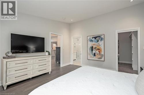 403 Smith Avenue, Burlington, ON - Indoor Photo Showing Bedroom