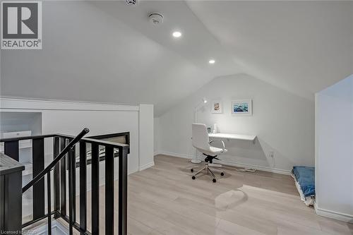 403 Smith Avenue, Burlington, ON - Indoor