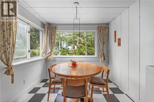 614 Golf Club Road, Hamilton, ON - Indoor Photo Showing Dining Room