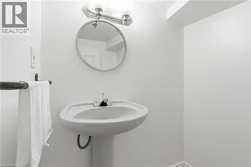 2 Racalmuto Street, Hamilton, ON - Indoor Photo Showing Bathroom