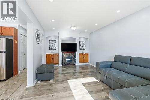 2 Racalmuto Street, Hamilton, ON - Indoor Photo Showing Living Room