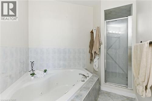 2 Racalmuto Street, Hamilton, ON - Indoor Photo Showing Bathroom