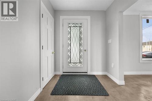 687 Upper James Street, Hamilton, ON - Indoor Photo Showing Other Room