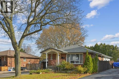 107 Deschene Avenue, Hamilton, ON 