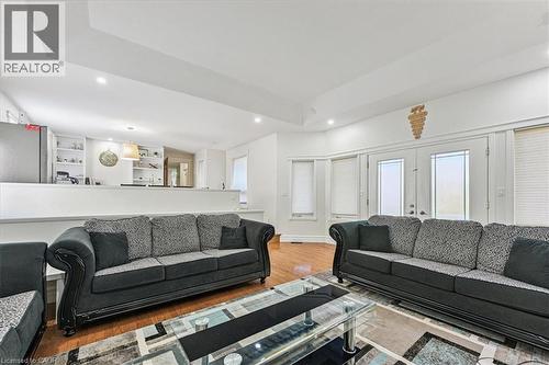 107 Deschene Avenue, Hamilton, ON 