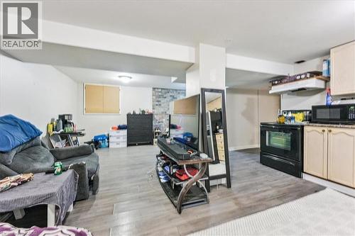 107 Deschene Avenue, Hamilton, ON 