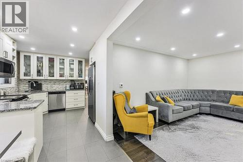 107 Deschene Avenue, Hamilton, ON 