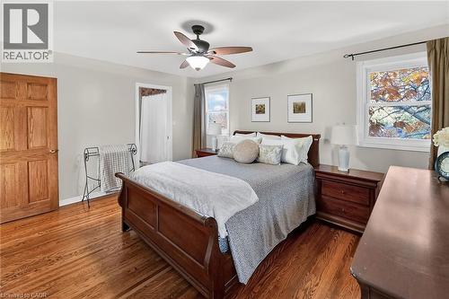 152 Ridge Road W, Grimsby, ON - Indoor Photo Showing Bedroom