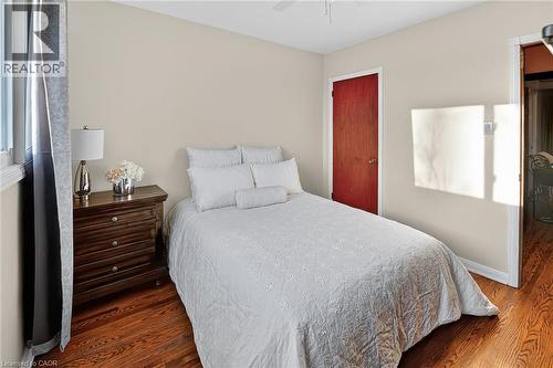 152 Ridge Road W, Grimsby, ON - Indoor Photo Showing Bedroom