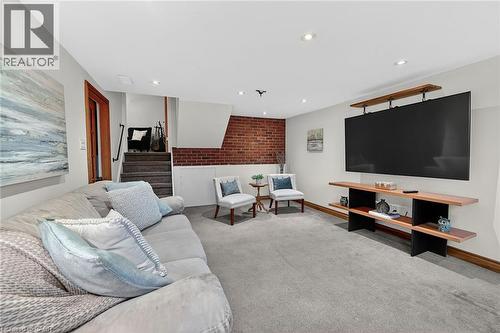 152 Ridge Road W, Grimsby, ON - Indoor