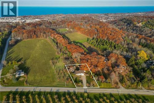 152 RIDGE Road W  Grimsby, ON L3M 4E7