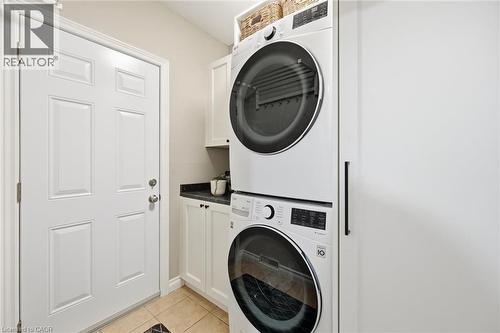 5255 Lakeshore Road Unit# 38, Burlington, ON - Indoor Photo Showing Laundry Room