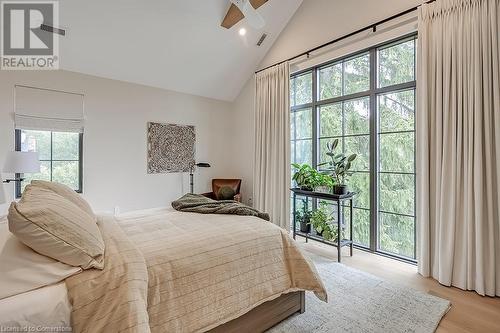 3093 Princess Boulevard, Burlington, ON - Indoor Photo Showing Bedroom