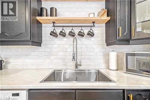 79 Palace Street, Brantford, ON - Indoor Photo Showing Kitchen