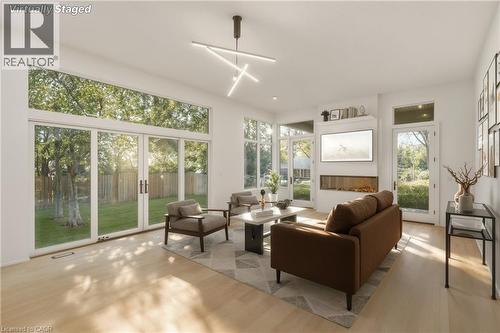 135 Secord Lane, Burlington, ON - Indoor Photo Showing Other Room