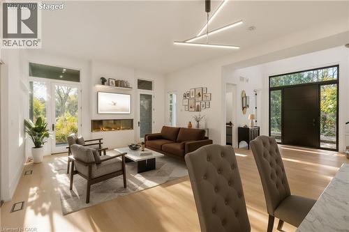 135 Secord Lane, Burlington, ON - Indoor Photo Showing Other Room