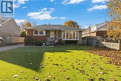 20 BURWELL Avenue  Stoney Creek, ON L8G 3L7