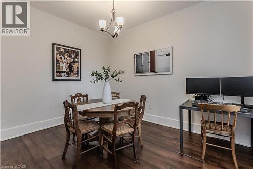 2154 Caroline Street, Burlington, ON - Indoor Photo Showing Dining Room