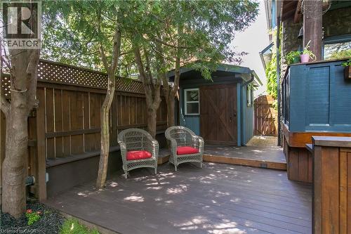2154 Caroline Street, Burlington, ON - Outdoor