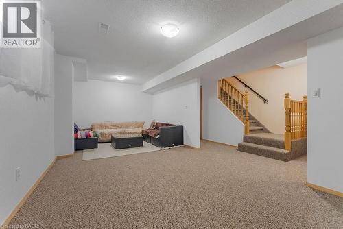 113 Greenshire Drive, Hamilton, ON - Indoor