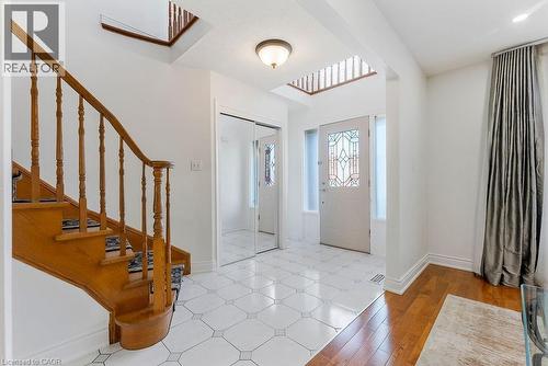 113 Greenshire Drive, Hamilton, ON - Indoor Photo Showing Other Room