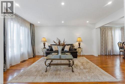 113 Greenshire Drive, Hamilton, ON - Indoor Photo Showing Other Room