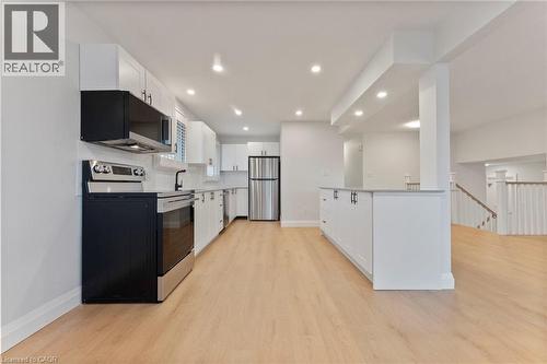 11 Marcella Crescent, Hamilton, ON - Indoor Photo Showing Kitchen