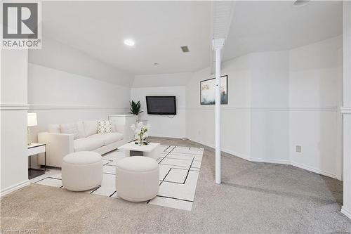 11 Ingleside Drive, Kitchener, ON - Indoor Photo Showing Other Room