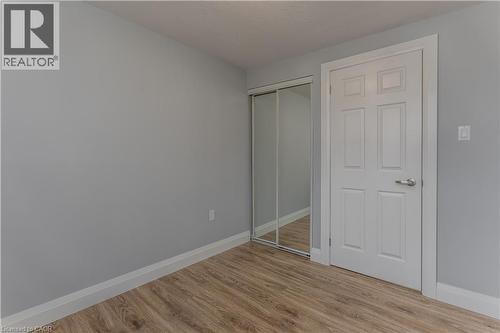 30 Graywood Road, Hamilton, ON - Indoor Photo Showing Other Room