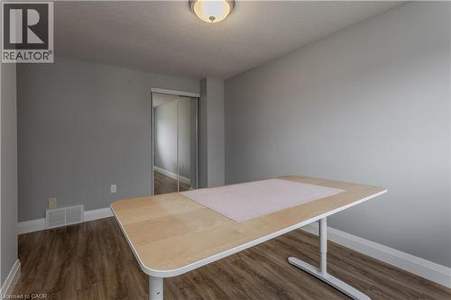 30 Graywood Road, Hamilton, ON - Indoor Photo Showing Other Room