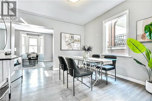 381 Herkimer Street, Hamilton, ON - Indoor Photo Showing Dining Room
