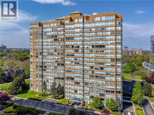 1276 MAPLE CROSSING Boulevard Unit# 811  Burlington, ON L7S 2J9