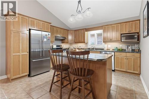 5 Briarwood Drive, St. Catharines, ON - Indoor Photo Showing Kitchen