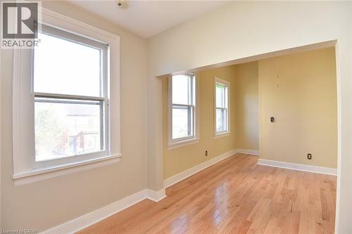 185 Market Street, Hamilton, ON - Indoor Photo Showing Other Room