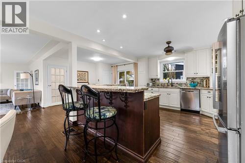 21 LAKESIDE Drive  Grimsby, ON L3M 2K9