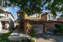 61 CEDARWOOD Crescent  Brampton, ON L6X 4J9