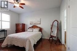 Main floor primary with ensuite bath and walk in closet - 